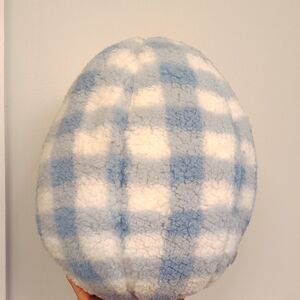 Egg Pillow